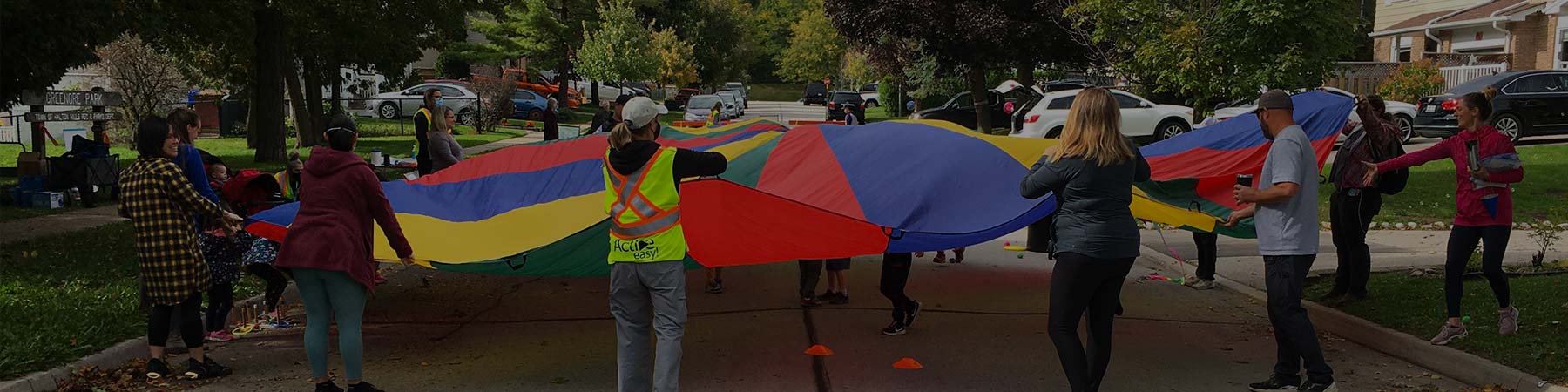 Image of neighbourhood families outdoors at a play streets event
